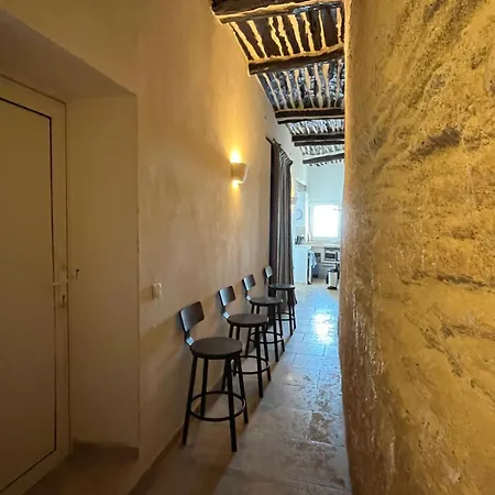 Fleur De Falaise Apartment